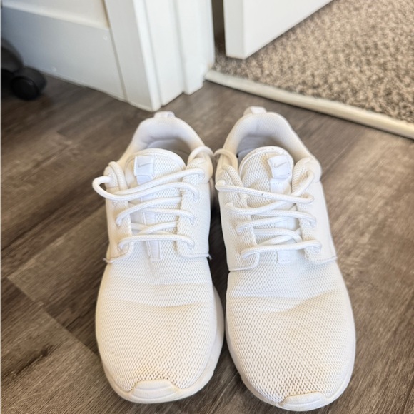 White Athletic Sneakers - Picture 5 of 6